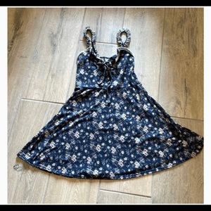 Pretty little thing floral dress